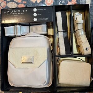Laundry By Shelli Segal Ivory Crossbody Bag & Wallet Set with Silver Strap